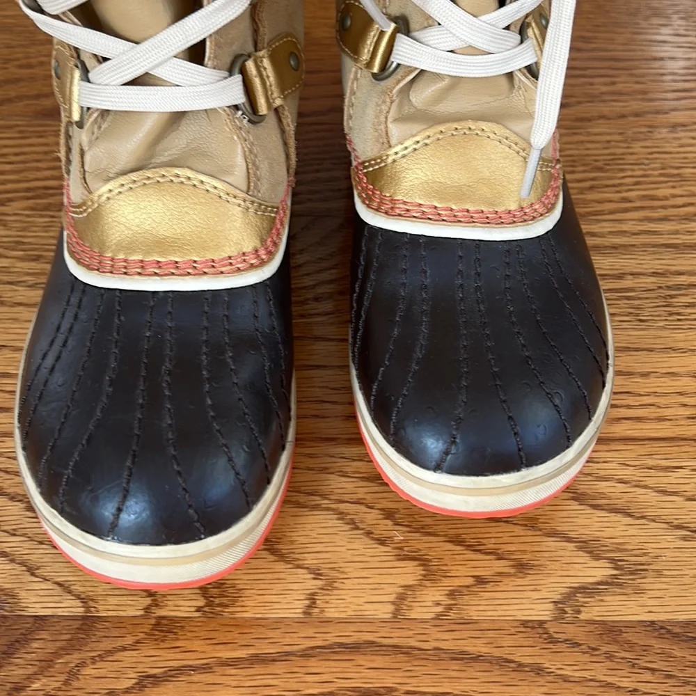 Sorel Tofino Joan of Arctic Snow Boot 🥾